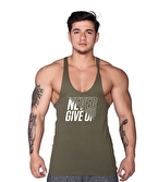 Supplementler.com Never Give Up Fitness Atleti Yeşil